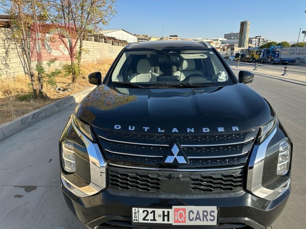 ميتسوبيشي اوتلاندر